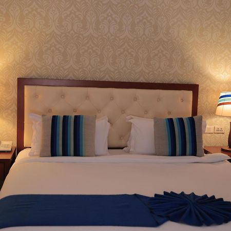 Tolip Olympia Hotel Addis Abeba Zimmer foto